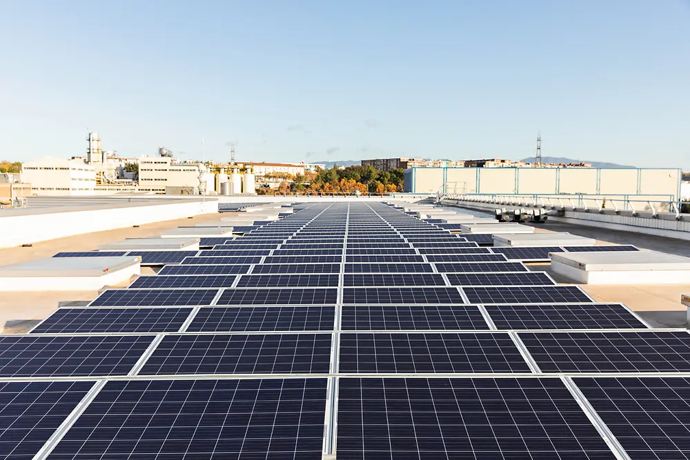 ¿Cómo se obtiene la energía solar?