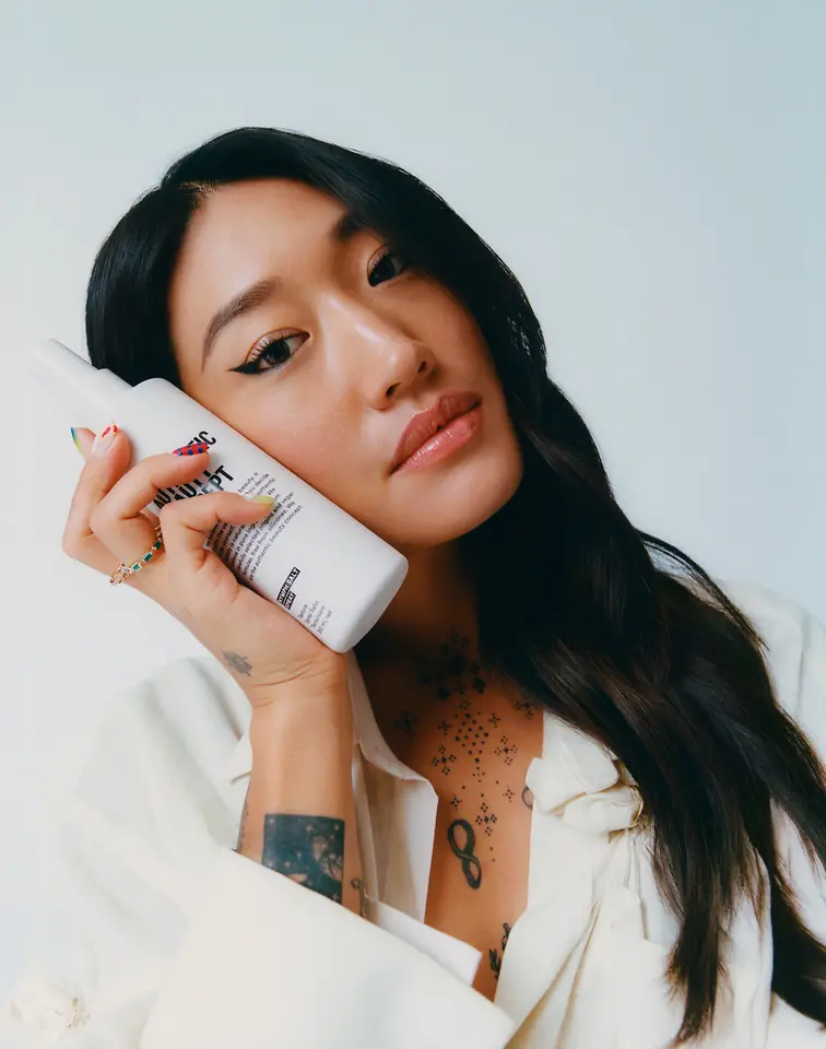 AUTHENTIC BEAUTY CONCEPT presenta a Peggy Gou