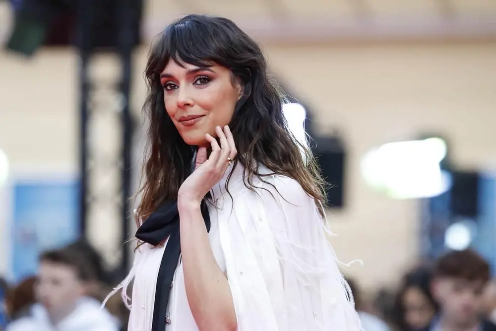 El look perfecto de Belén Cuesta en el Festival de Málaga por Schwarzkopf Professional